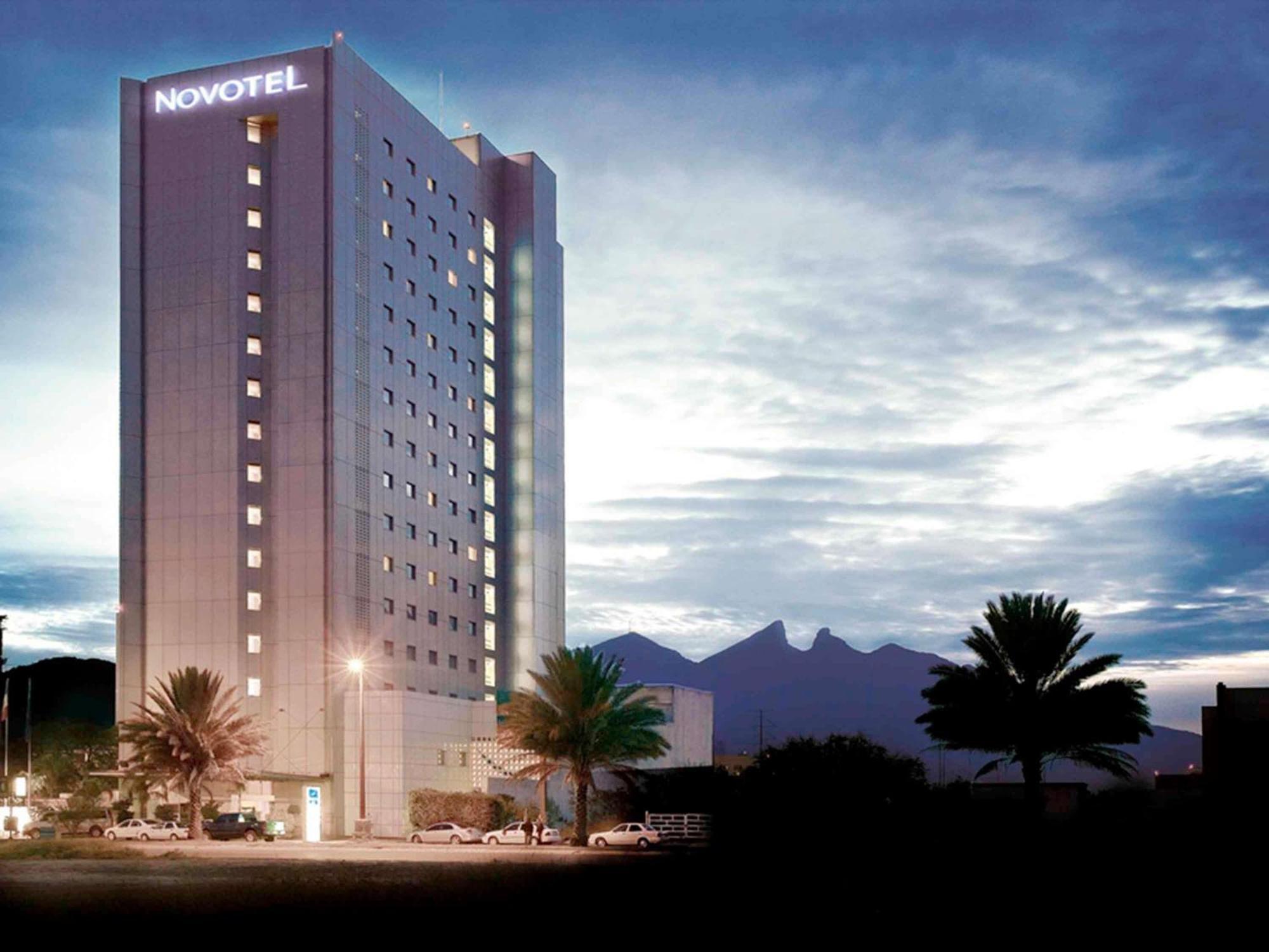 Novotel Monterrey Valle San Pedro Garza Garcia Bagian luar foto